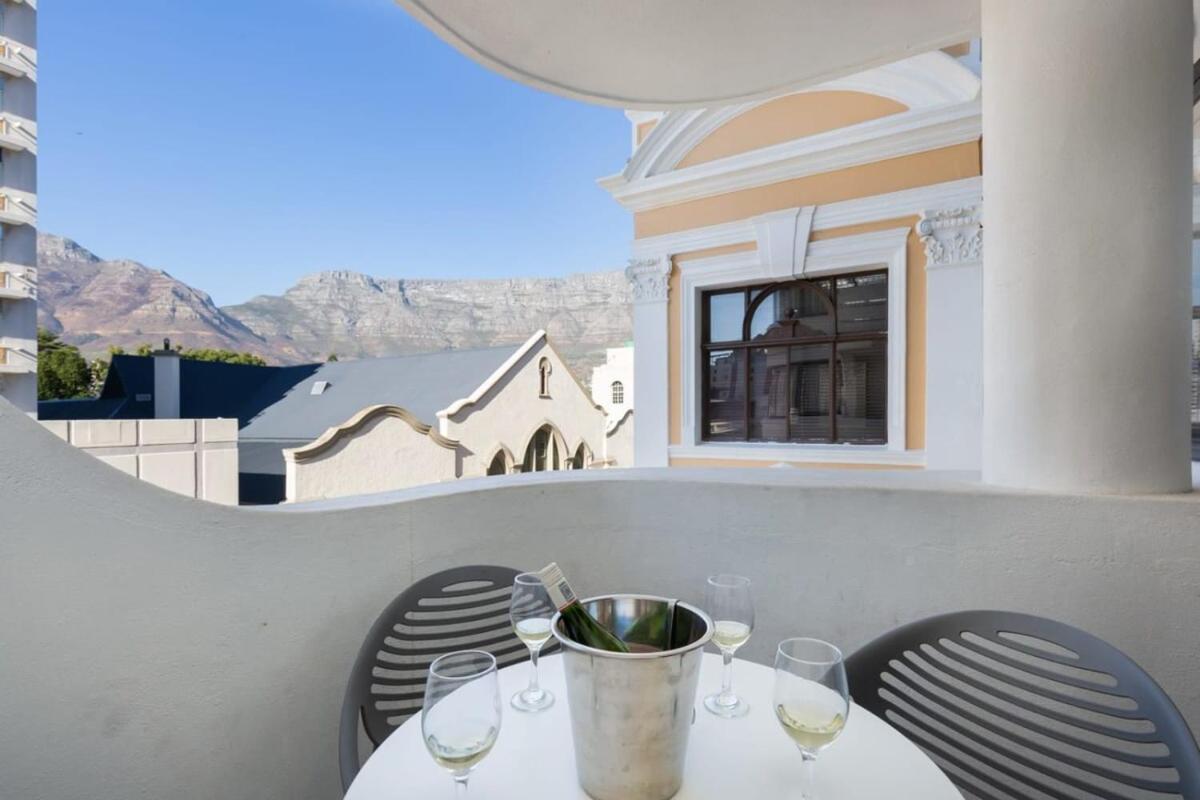 Luxurious With Stunning View Apartment Cape Town Exterior photo