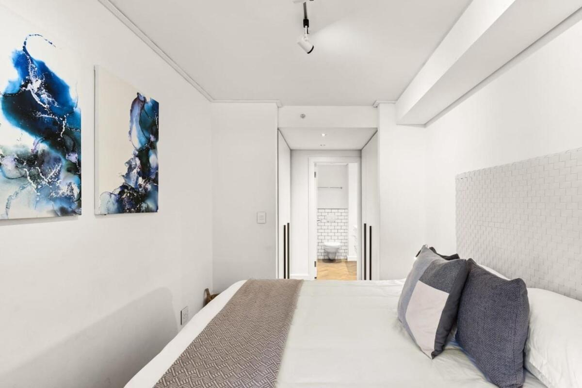 Luxurious With Stunning View Apartment Cape Town Exterior photo