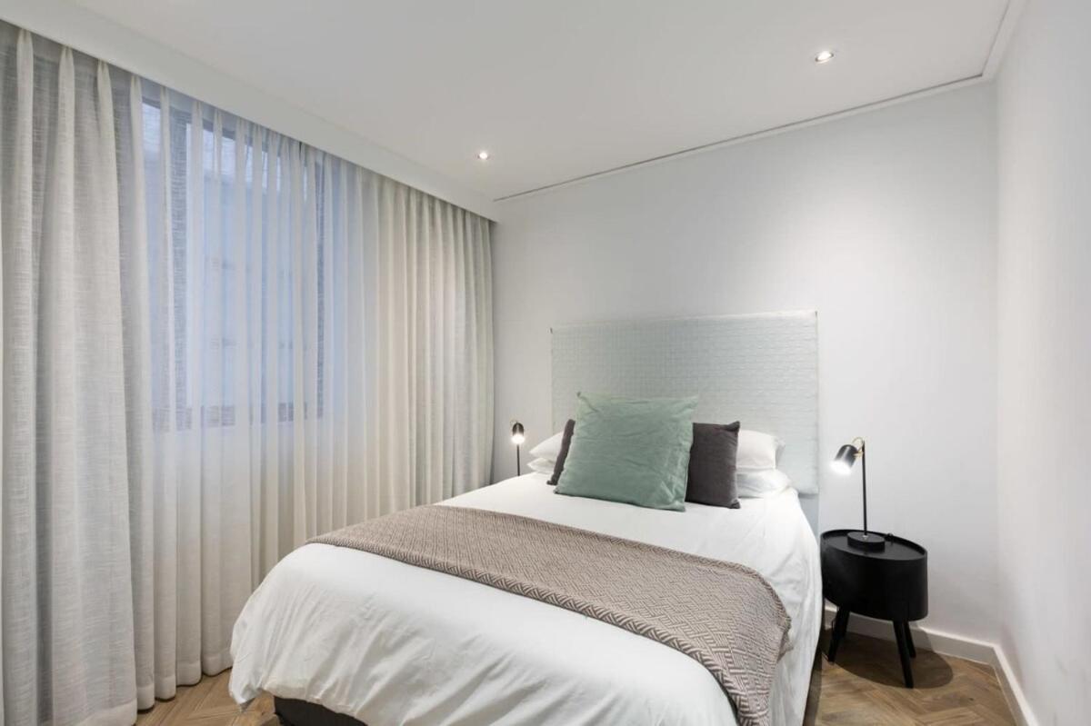 Luxurious With Stunning View Apartment Cape Town Exterior photo